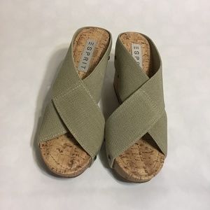 Esprit “Oceane” Brand New in Box, Size 7